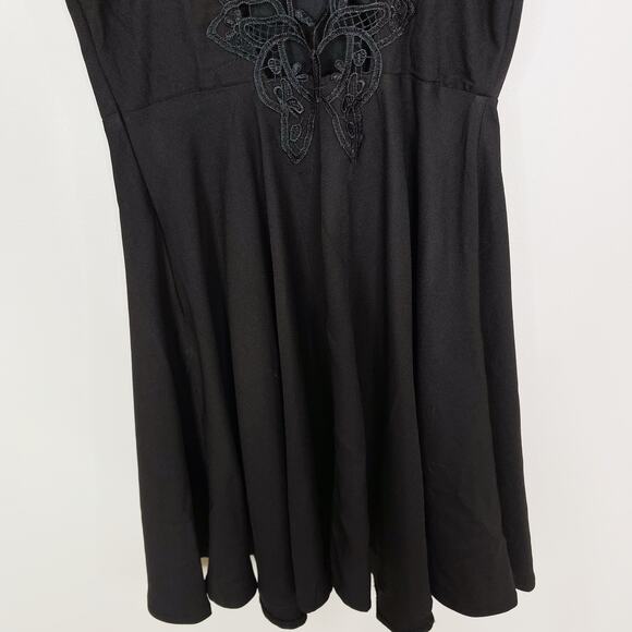 Xenia Boutique Black Size 6 Caged Embroidered Lace Dress Fit and Flare Cocktail - Picture 6 of 9